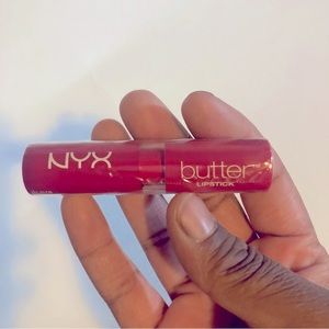 NYX Butter Lipstick Juju Amulette BLS15